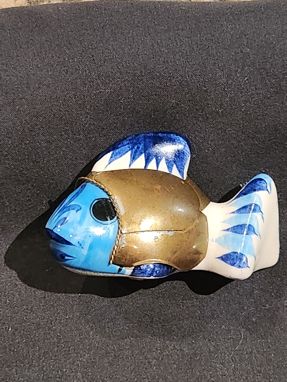 VTG Mexican Fish Folk Art Blue White Brass Overlay Ceramic 3" Paperweight Shelf